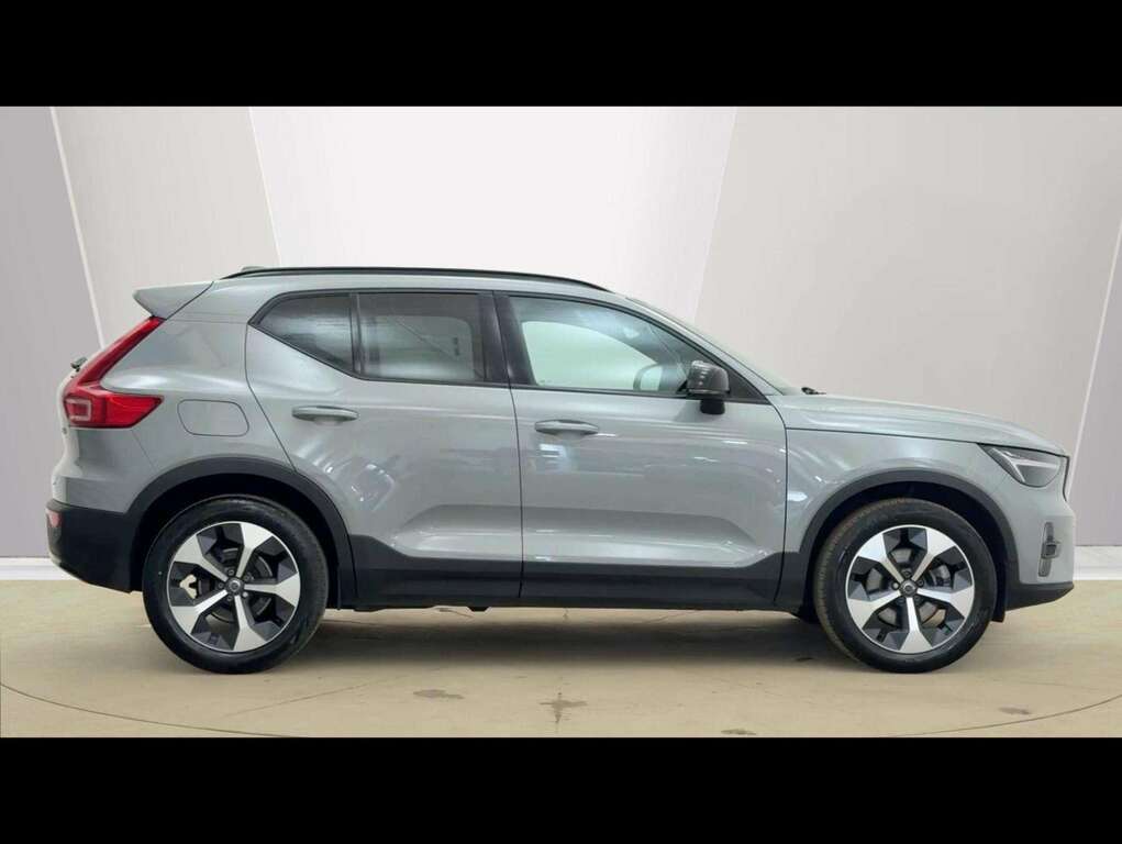 Volvo XC40 2.0 B4p Plus Dark RF25GZO Grey #4