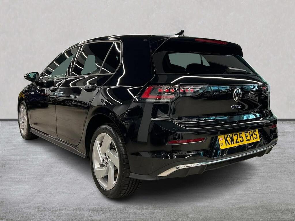 Volkswagen e-Golf 1.5 Tsi Ehybrid 19.7Kwh Gte Hatchback P Black