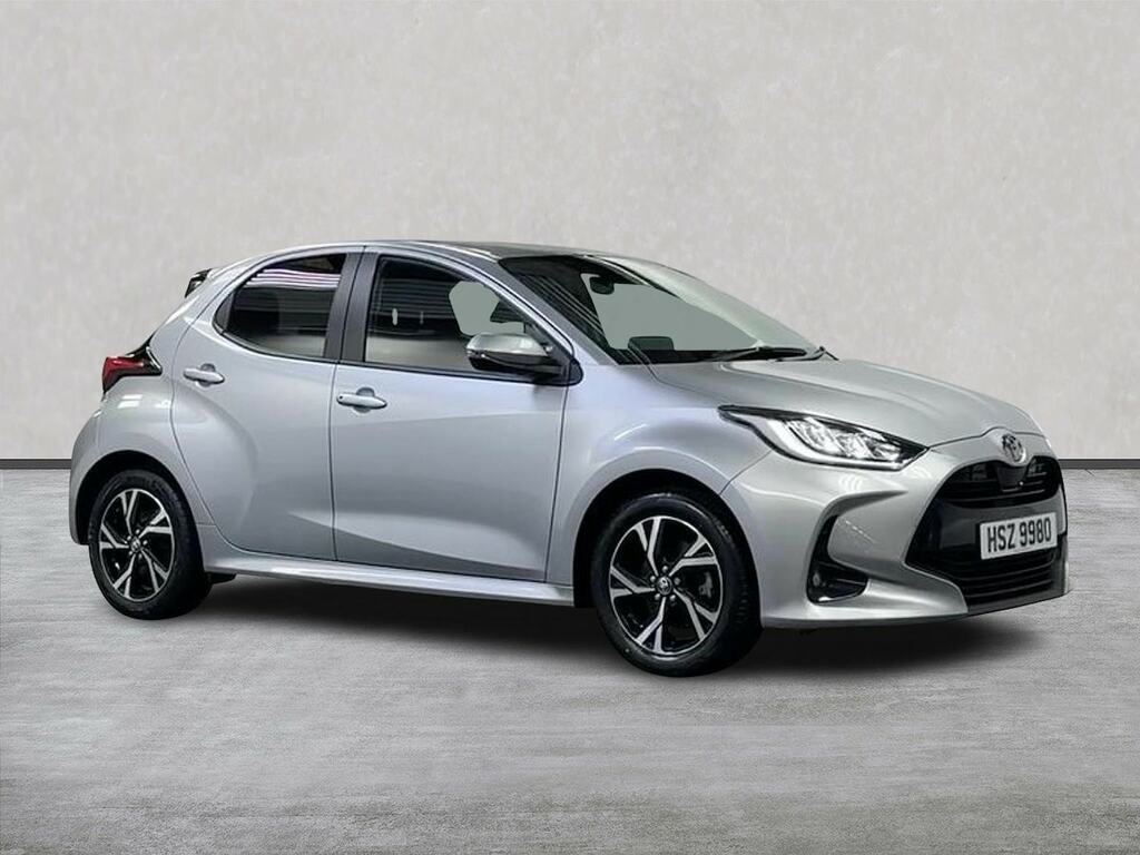Toyota Yaris 1.5 Vvt-h Design Hatchback Hybrid E-cvt Silver