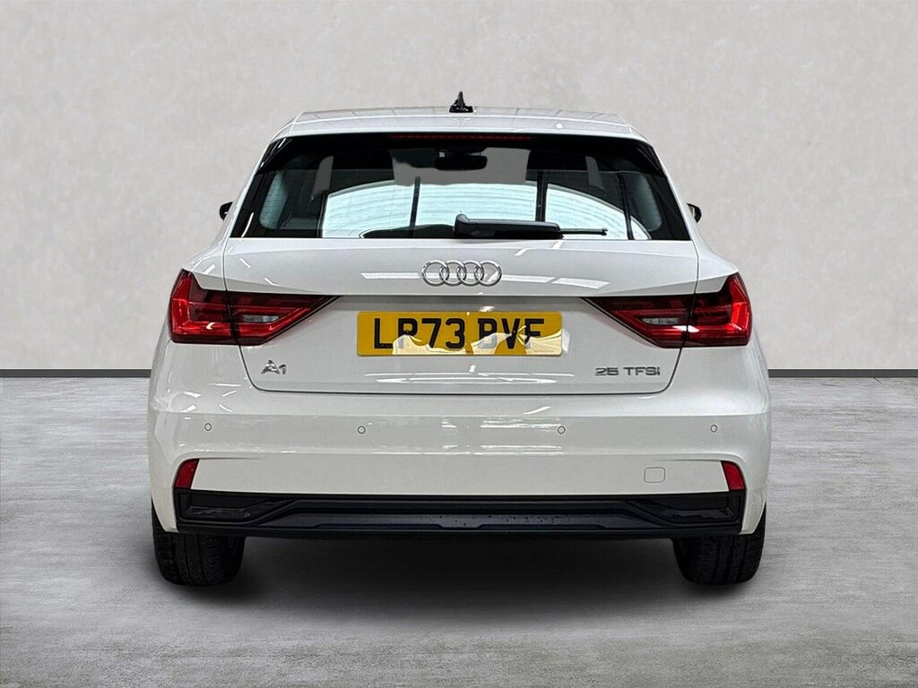 Audi A1 1.0 Tfsi 25 Sport Sportback Euro LP73BVF White #4