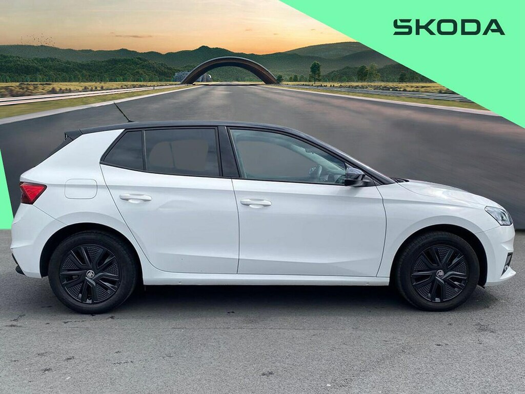 Skoda Fabia 1.0 Mpi Colour Edition Hatchback MC23DVO White #3