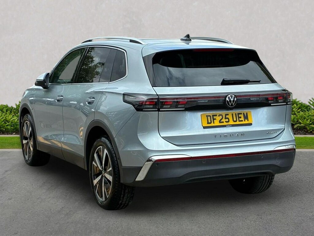 Volkswagen Tiguan 1.5 Tsi Ehybrid 19.7Kwh Elegance Suv Pl DF25UEM Silver #2