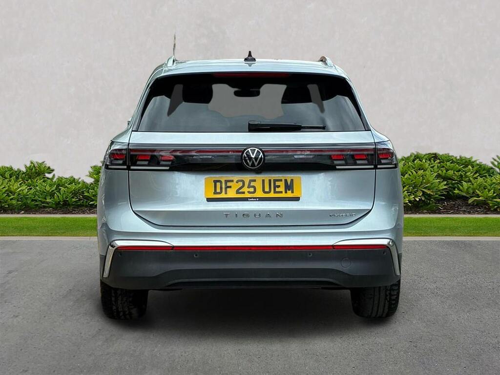 Volkswagen Tiguan 1.5 Tsi Ehybrid 19.7Kwh Elegance Suv Pl DF25UEM Silver #4