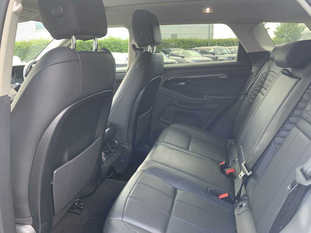 Land Rover Range Rover Evoque 1.5 P300e ET72VKS White #4