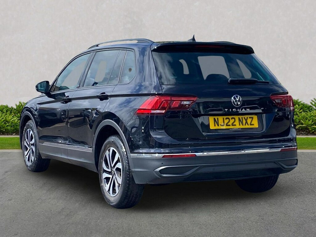 Volkswagen Tiguan 1.5 Tsi Active Suv Euro 6 Ss Black