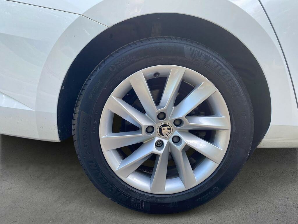 Skoda Superb 1.5 Tsi Act Se Technology Hatchback Dsg White #6