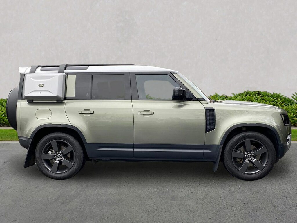Land Rover Defender 110 3.0 D200 Se 110 LO21OMC Green #5