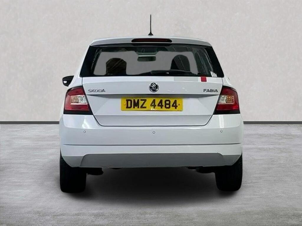 Skoda Fabia 1.0 Tsi Redline Hatchback Euro 6 DMZ4484 White #4