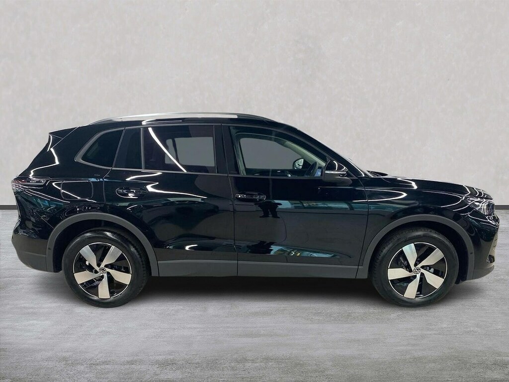 Volkswagen Tiguan 1.5 Etsi 150 Match Dsg LB26UMT Black #2