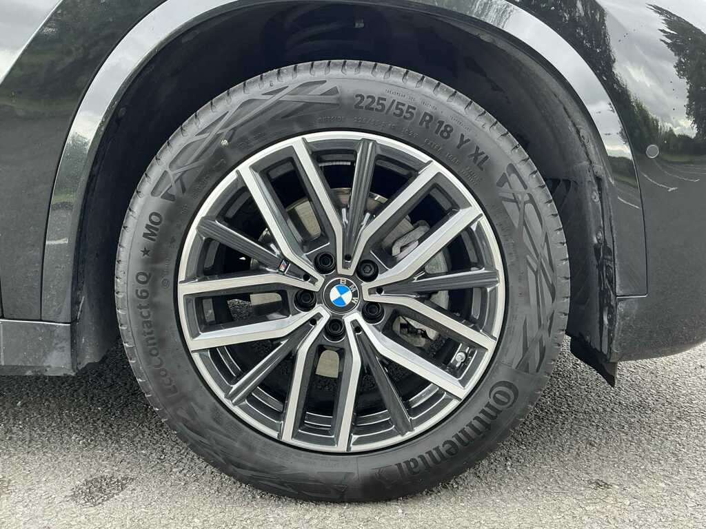 BMW iX1 150Kw Edrive20 M Sport 65Kwh DL75GVG Black #6