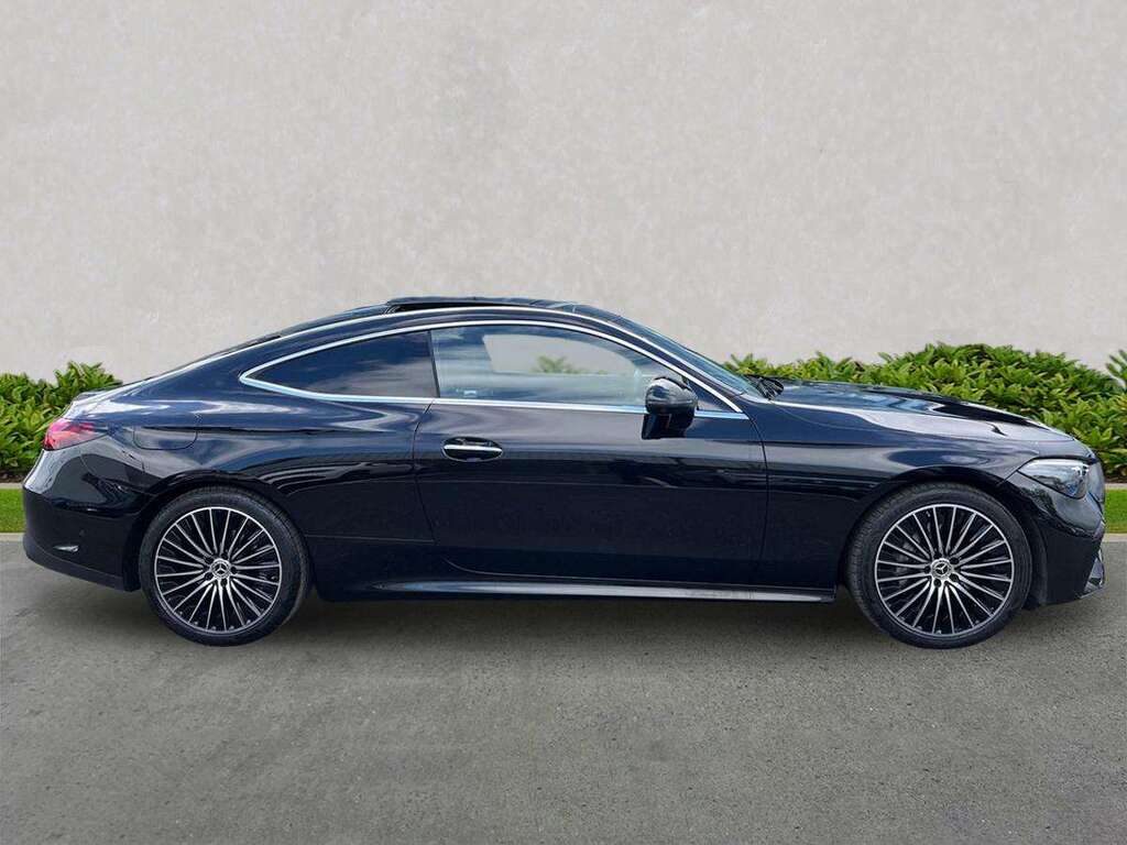 Mercedes-Benz CLE Class Cle 300 4Matic Amg Line Premium 9G-tronic Black #3