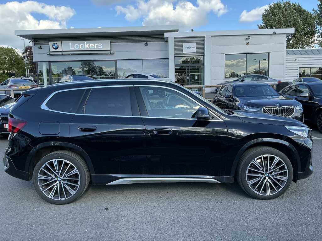 BMW X1 Xdrive 23I Mht Xline Step DV75XWF Black #3