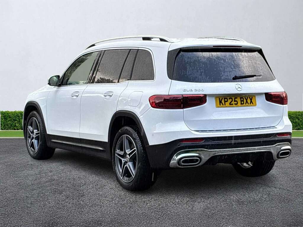 Mercedes-Benz GLB Class Glb 200 Amg Line Executive 7G-tronic KP25BXX White #2