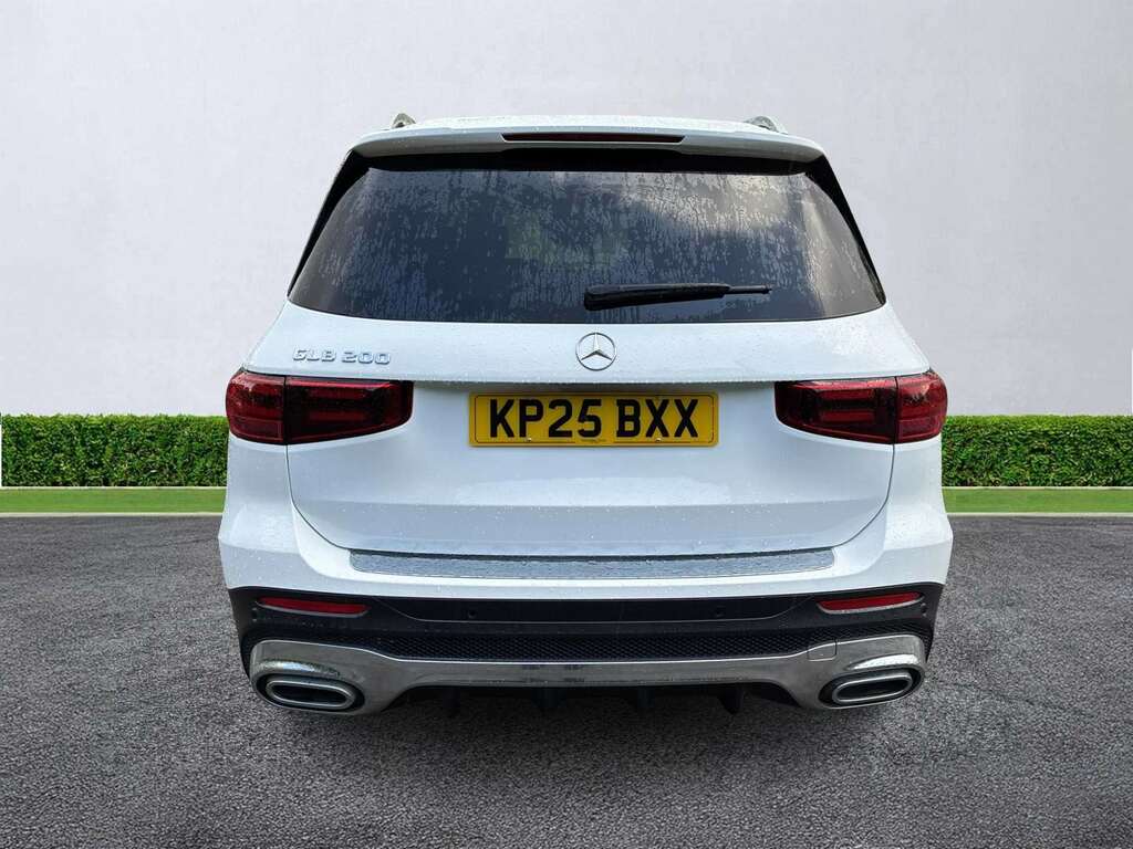 Mercedes-Benz GLB Class Glb 200 Amg Line Executive 7G-tronic KP25BXX White #4