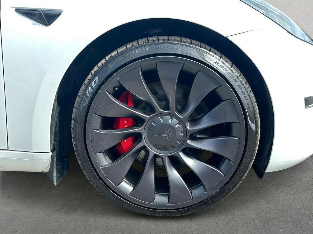 Tesla Model 3 Dual Motor Performance Saloon AF73XFU White #6