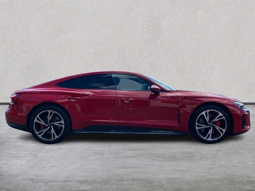 Audi E Tron GT 93.4Kwh Saloon Quattro 476 Ps WGZ5681 Red #3