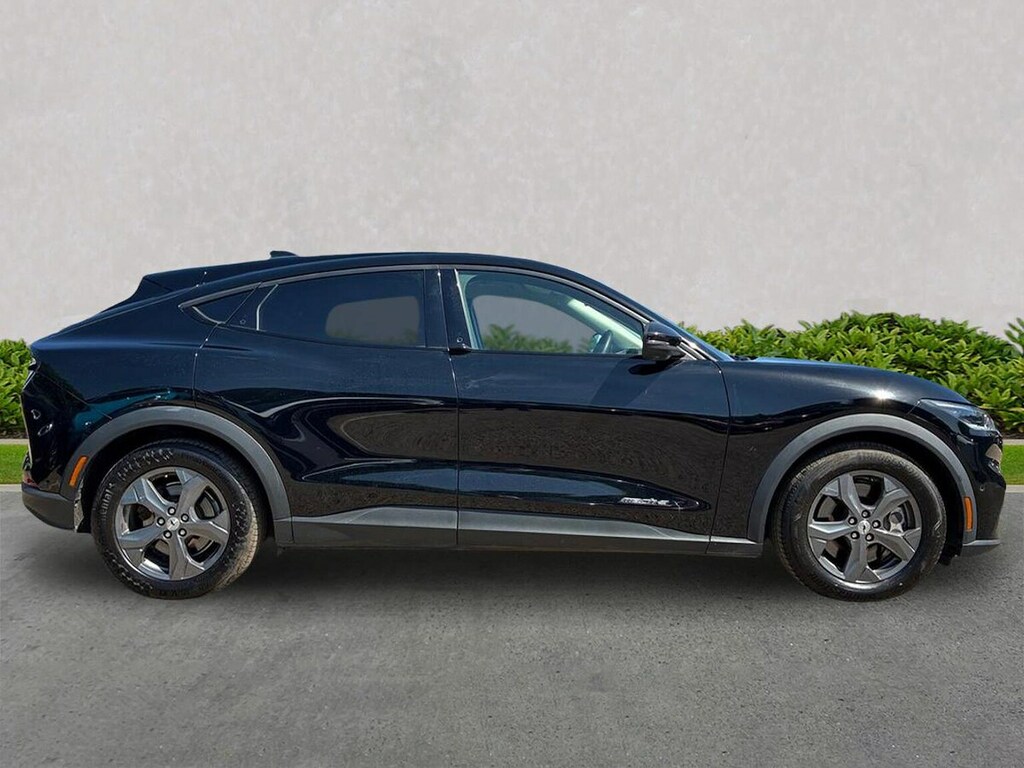 Ford Mustang Mach-E Extended Range 91Kwh Suv 2 MA22OMM Black #3