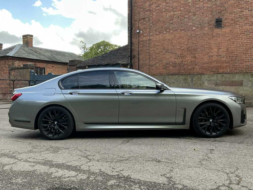 BMW 7 Series 730D Mht M Sport AV71UMJ Grey #3