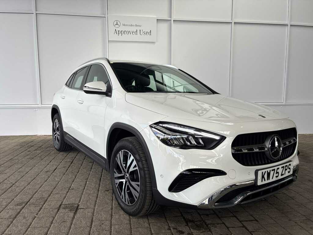 Mercedes-Benz GLA Class Gla 200D Sport Executive White