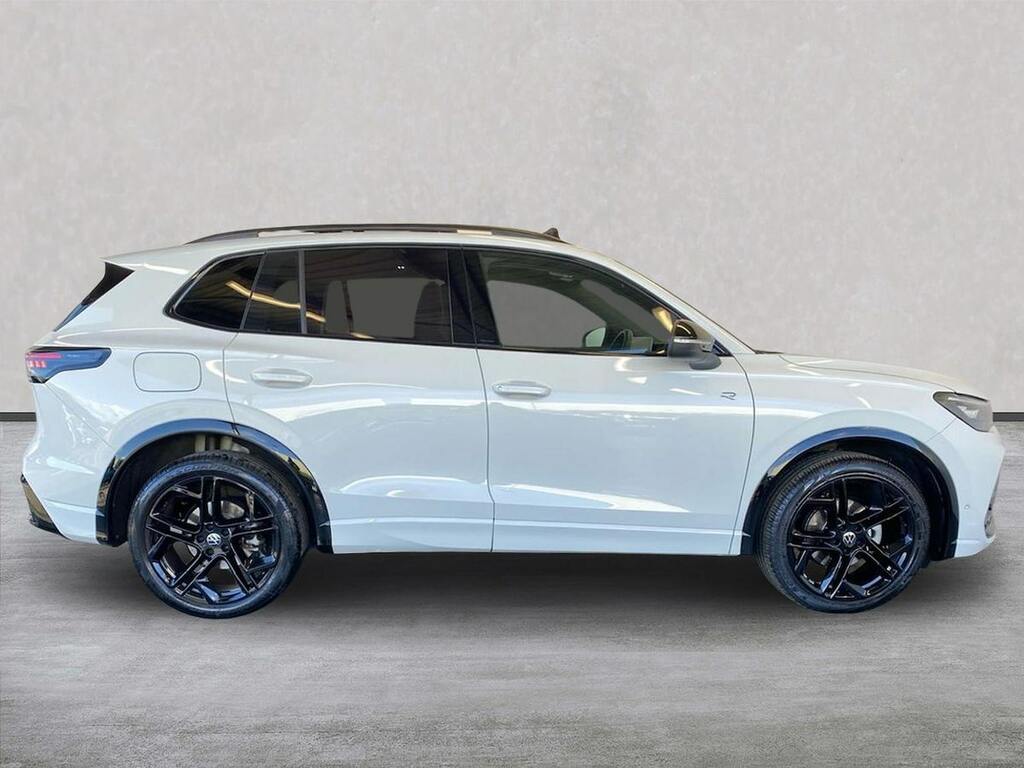 Volkswagen Tiguan 1.5 Etsi Mhev R-line Suv Hybrid Dsg Eur PJ75MUO White #2