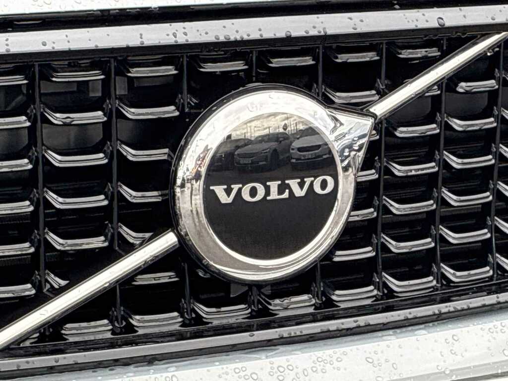 Volvo XC40 2.0 B4p Plus Dark LV75ENP Grey #5