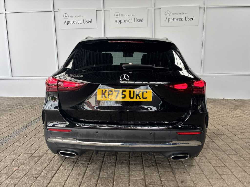 Mercedes-Benz GLA Class Gla 200D Amg Line Executive KP75UKC Black #4