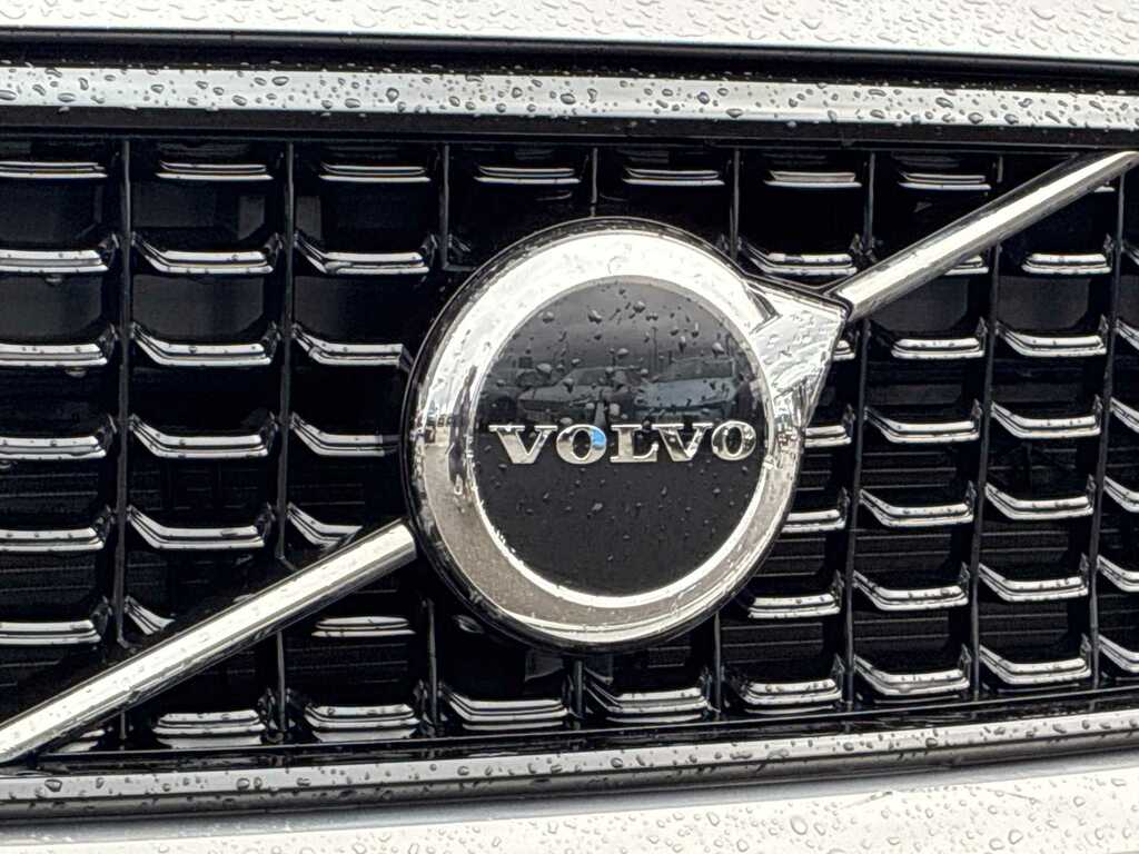 Volvo XC40 2.0 B4p Plus Dark AK74DCO Silver #6