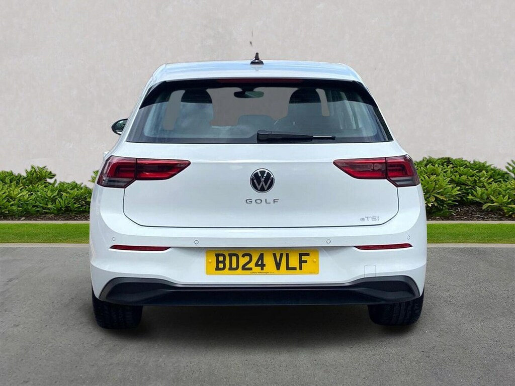 Volkswagen Golf 1.0 Etsi Mhev Life Hatchback Hybrid Dsg White #4