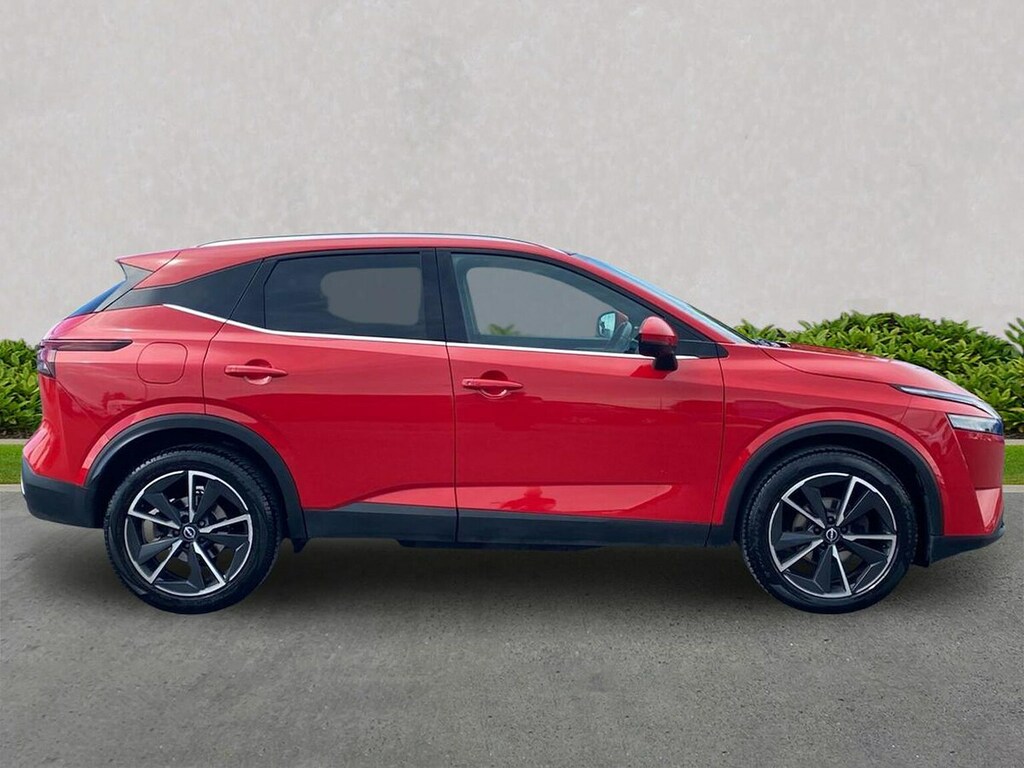 Nissan Qashqai 1.3 Dig-t Mh 158 Tekna Xtronic CP23ZVB Red #3