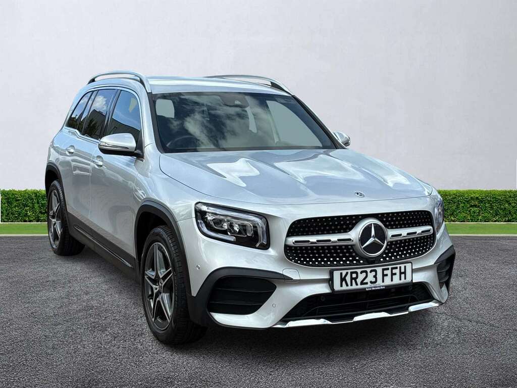 Mercedes-Benz GLB Class Glb 200 Amg Line Premium 7G-tronic Silver