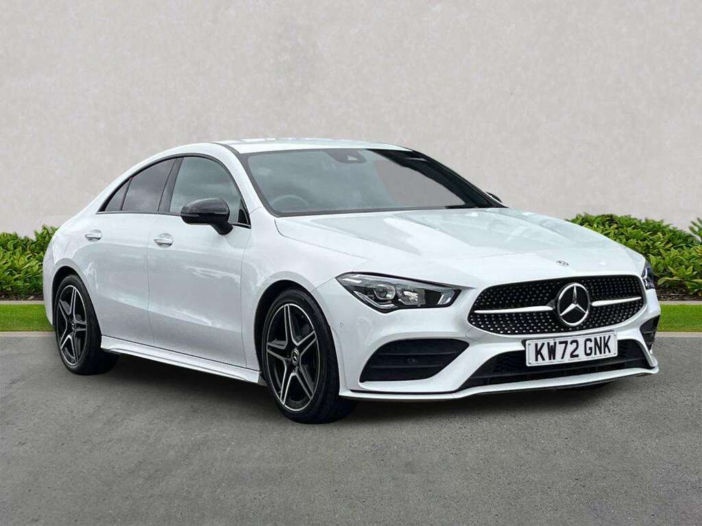 Mercedes-Benz CLA Class Cla 180 Amg Line Premium Tip White
