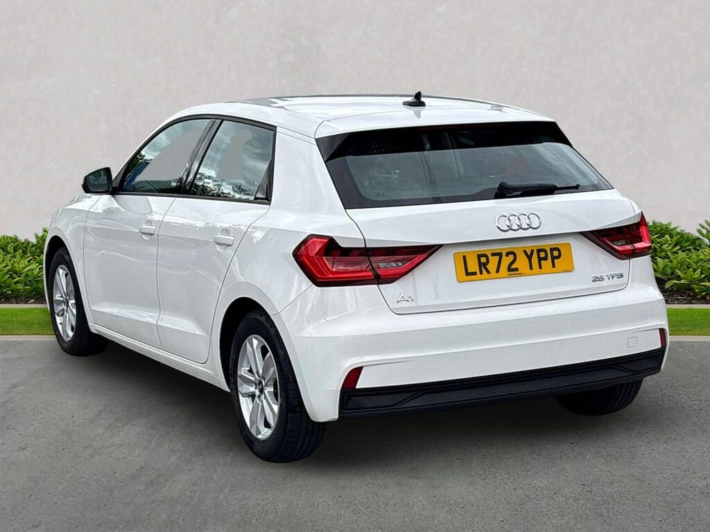 Audi A1 1.0 Tfsi 25 Technik Sportback Eu LR72YPP White #2