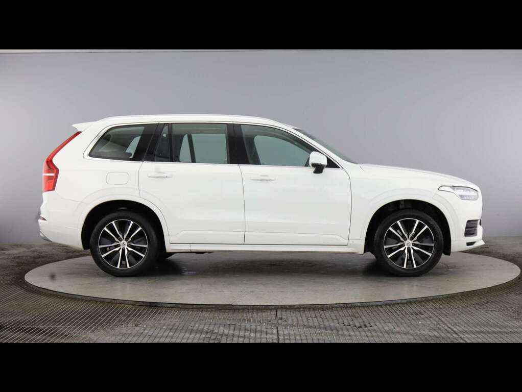 Volvo XC90 2.0 B5d 235 Momentum Awd Geartronic DX22LUJ White #4