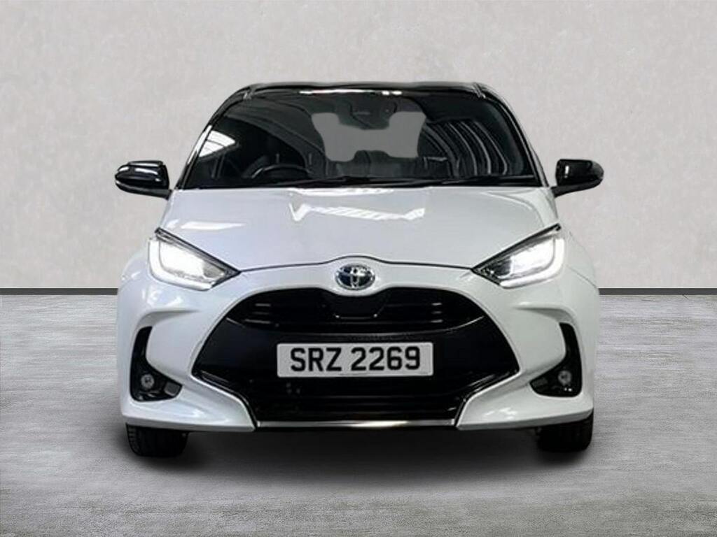 Toyota Yaris 1.5 Vvt-h Dynamic Hatchback Hybrid E-cv SRZ2269 White #5
