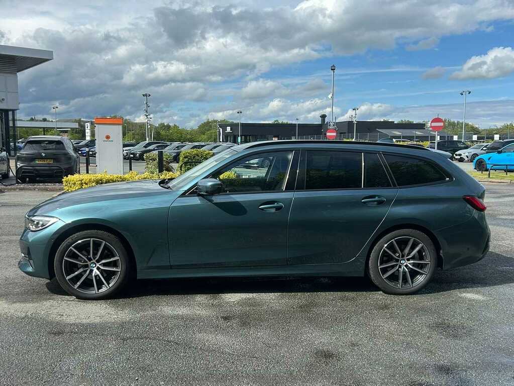 BMW 3 Series 320I Sport Step MM70YUJ Blue #4