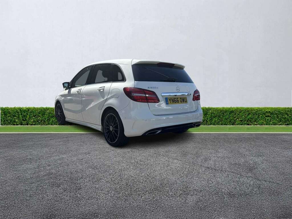 Mercedes-Benz B Class B200d Amg Line Premium Plus White #3