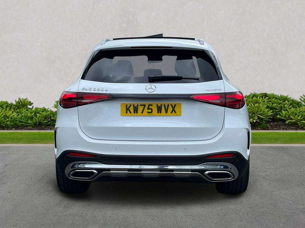 Mercedes-Benz GLC Class Glc 300D 4Matic Amg Line Prem Pan 9G-tronic KW75WVX White #4