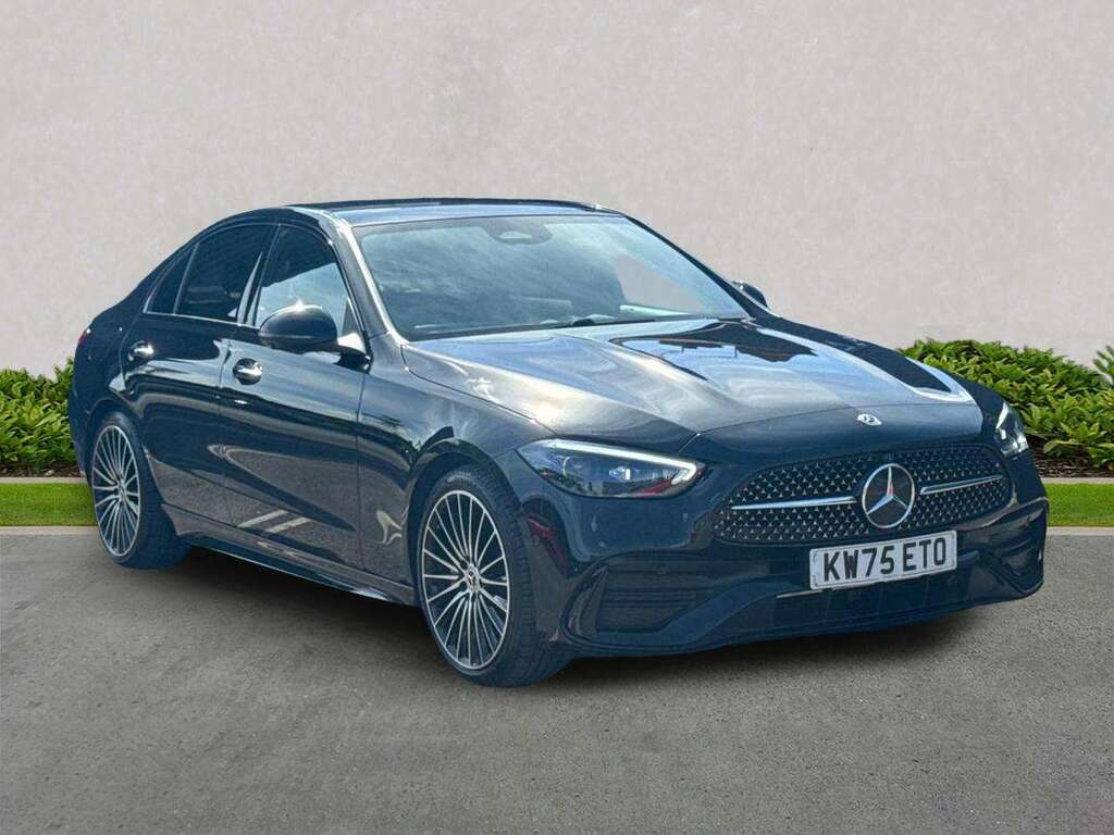 Mercedes-Benz C Class C200 Amg Line Premium Plus 9G-tronic Black