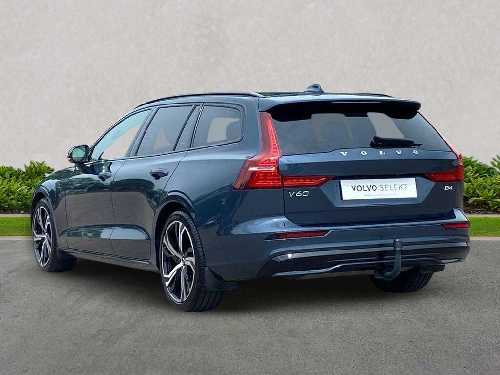 Volvo V60 2.0 B4p Ultra Dark SL25CMK Blue #2