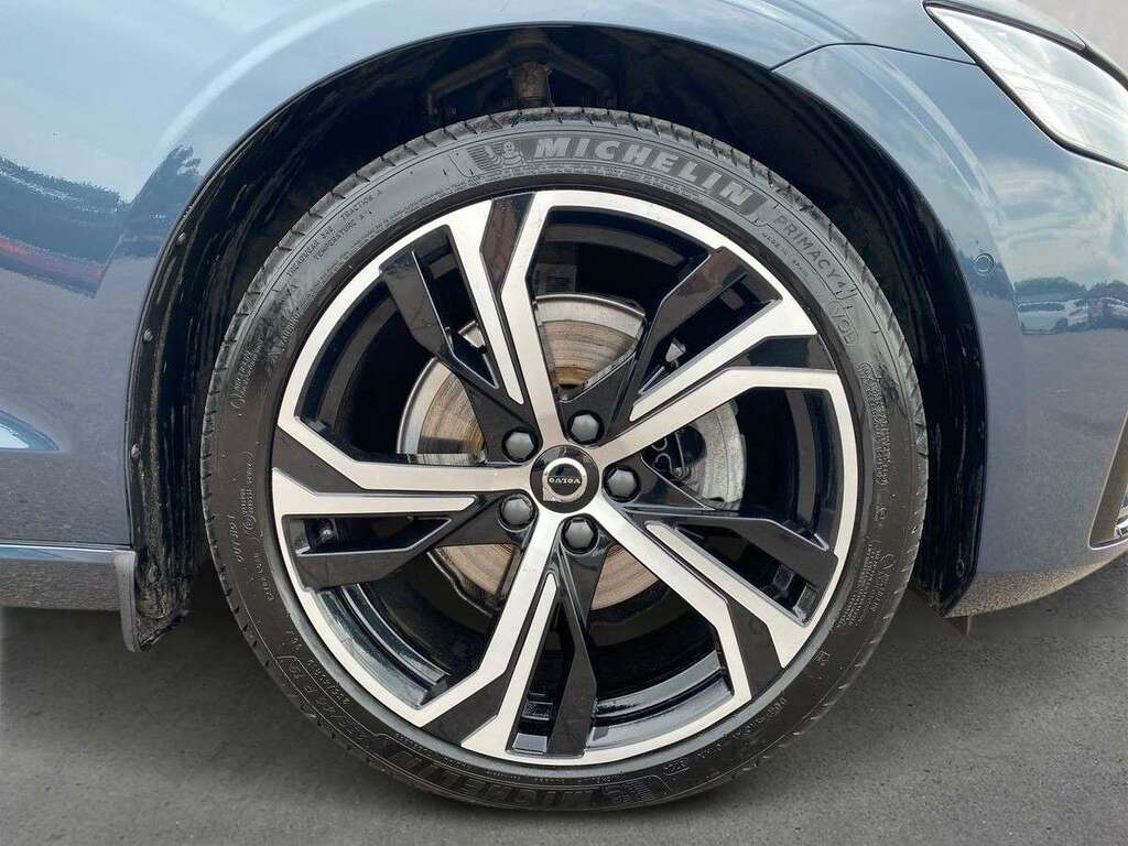 Volvo V60 2.0 B4p Ultra Dark SL25CMK Blue #6