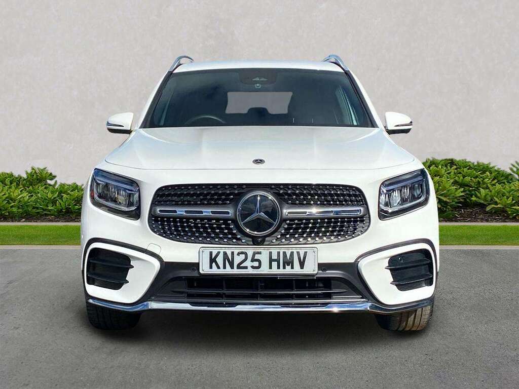 Mercedes-Benz GLB Class Glb 200 Amg Line Executive 7G-tronic White #5