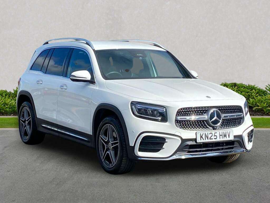 Mercedes-Benz GLB Class Glb 200 Amg Line Executive 7G-tronic White