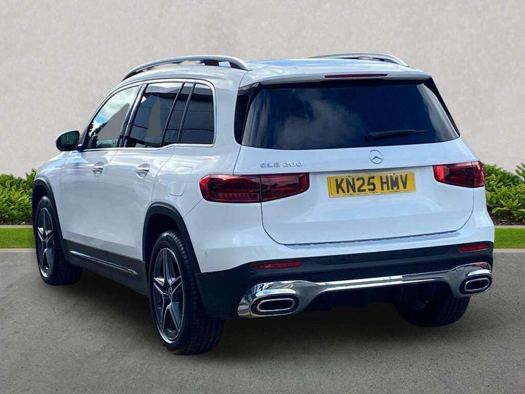 Mercedes-Benz GLB Class Glb 200 Amg Line Executive 7G-tronic White #2