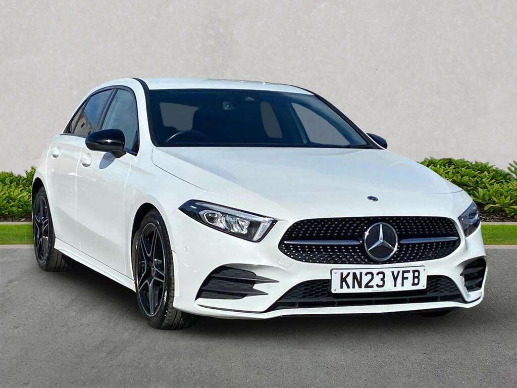 Mercedes-Benz A Class A180d 2.0 Amg Line Executive White