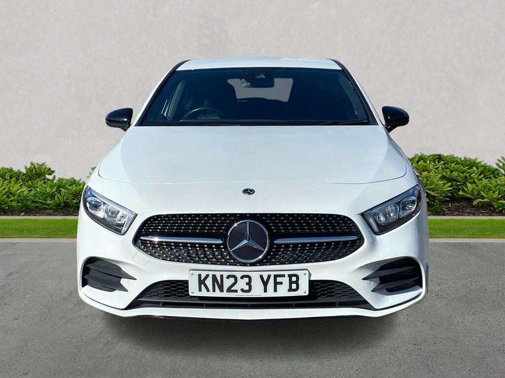 Mercedes-Benz A Class A180d 2.0 Amg Line Executive KN23YFB White #5