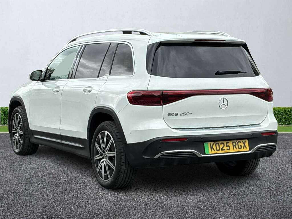 Mercedes-Benz EQB Eqb 250 140Kw Amg Line Executive 70.5Kwh KO25RGX White #2