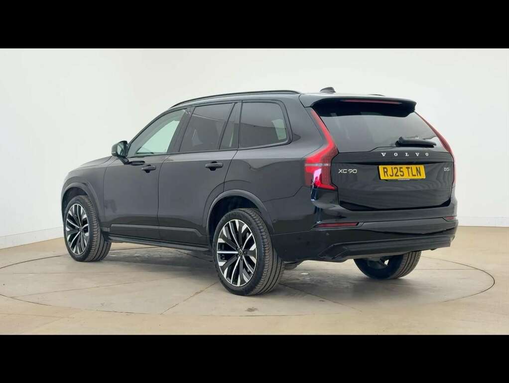 Volvo XC90 2.0 B5p Ultra Dark Awd Geartronic RJ25TLN Black #2