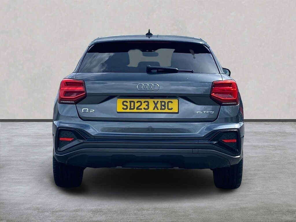 Audi Q2 1.5 Tfsi Cod 35 Black Edition Suv S Tro SD23XBC Grey #4