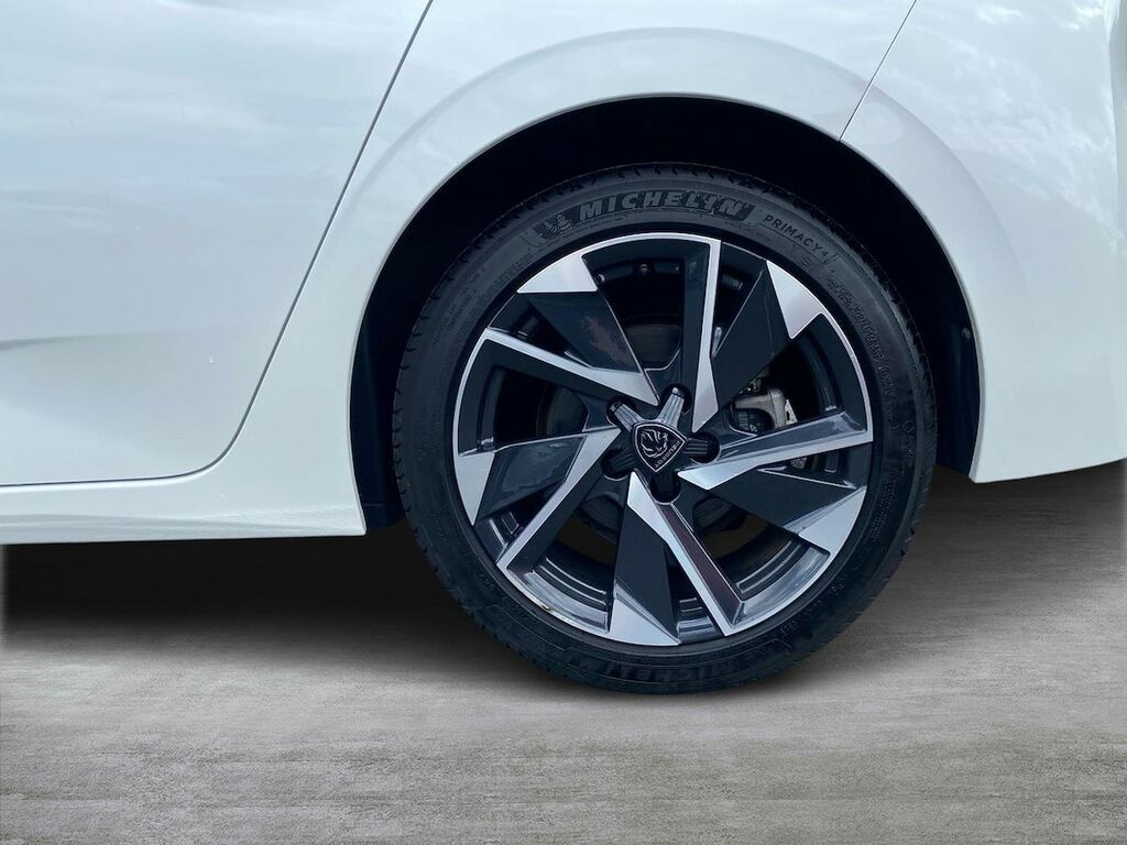 Peugeot 308 308 1.2 Puretech Allure Premium Eat8 Hatchback White #6