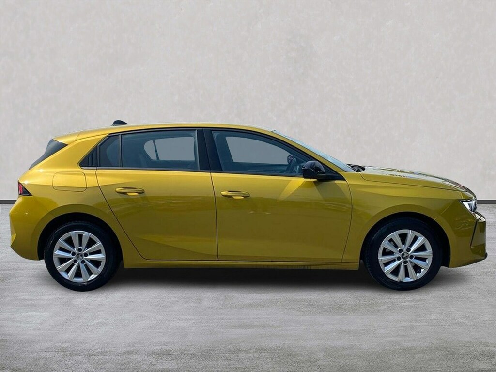 Vauxhall Astra Vauxhall Astra Design Turbo YGZ8215 Yellow #3